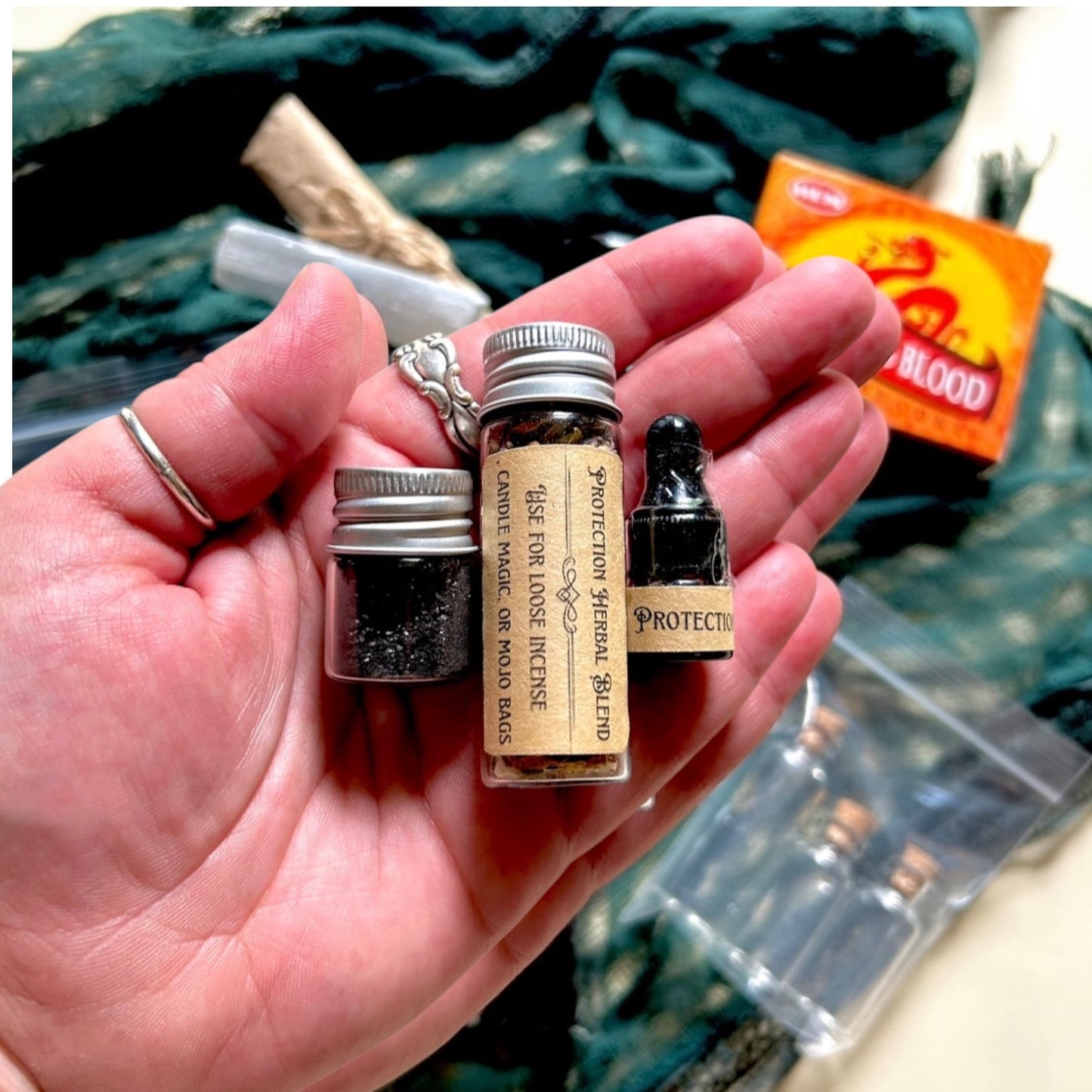 Traveling Broom Closet Kit